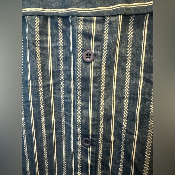 Unbranded  Blue Striped Short Sleeve Shirt SZ M/L - Picture 4 of 5